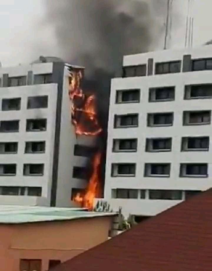 Breaking: INEC Headquarters catches fire as Fire Service battles to quench inferno