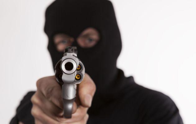Robbers invade Ibadan community, as Six matcheted, ten houses attacked