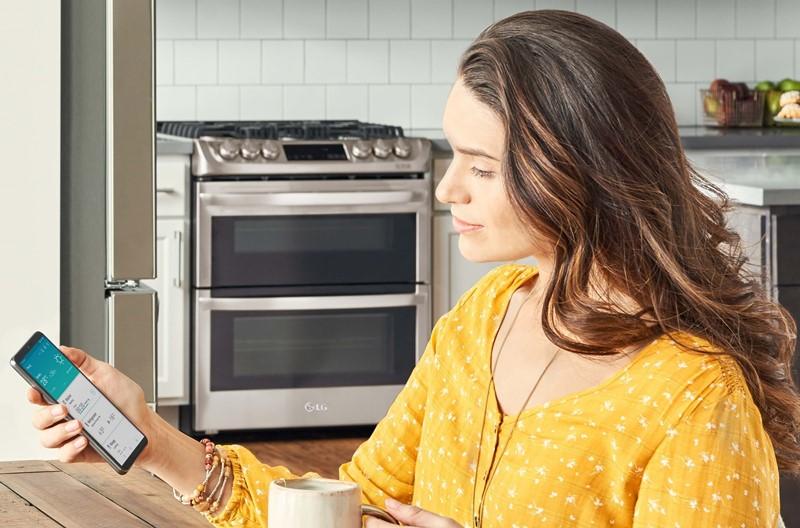 Simple ways to make mom feel special this Mothers' Day