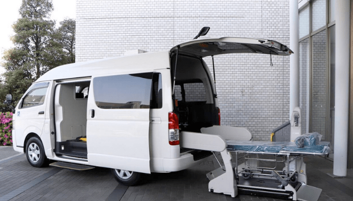 Foundation boosts COVID-19 campaign with donation of ambulances to Akwa Ibom