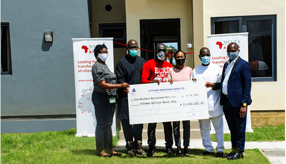 Mixta hands-over first unit of Beechwood Park Estate to first beneficiary of Mixta Flex Payment Scheme