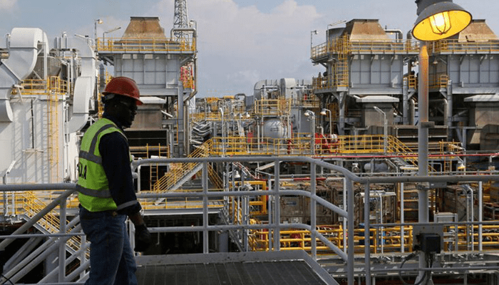 Nigeria cuts oil production by 1.4m daily to make up for oversupply