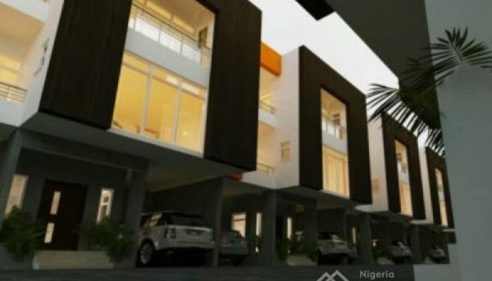 Luxury Hallmark Estate