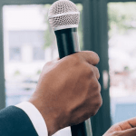 Spontaneous public speaking