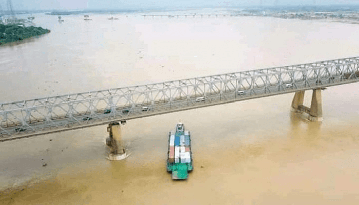 FG to begin movement of containers to Onitsha River Port by Q1 2021