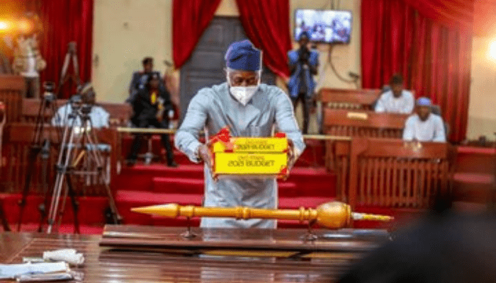 Education gets 21% in Oyo as Makinde presents N266bn budget to House