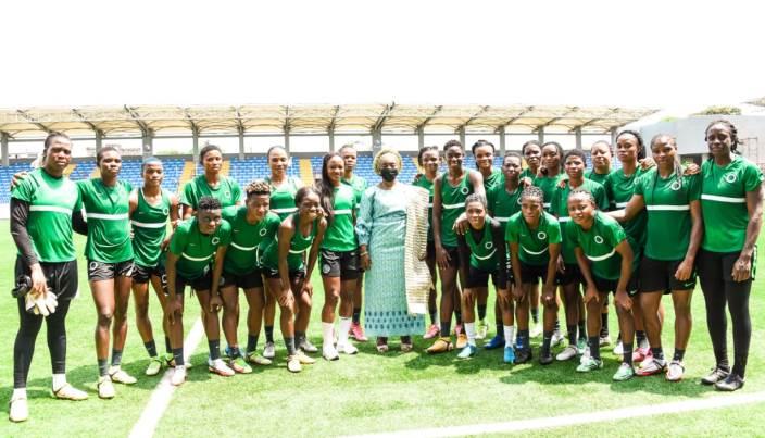 Sanwo-Olu motivates Super Falcons ahead of Accra cracker