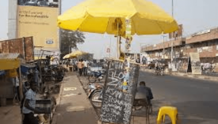 Recharge card sellers struggle to survive as buyers move online