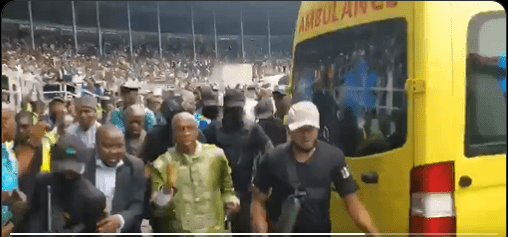 Rotimi Amaechi runs to show fitness