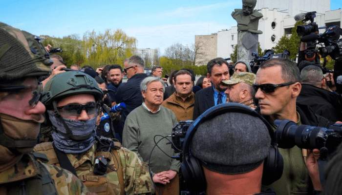 António António Guterres visits bombed Kiev