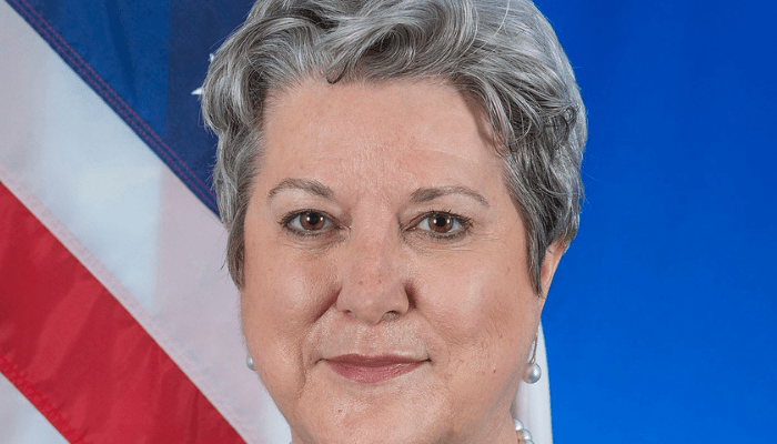 Mary Beth Leonard