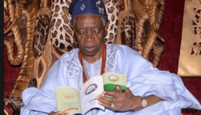 Oba Kofoworola Oladoyinbo Ojomo,