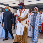 Olu of warri and delegates.