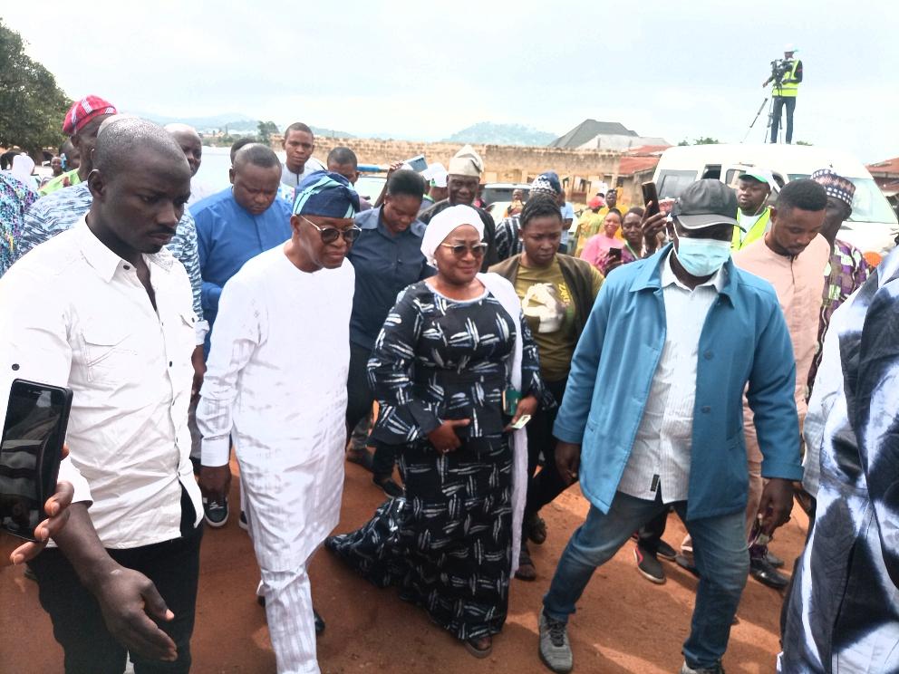Gov Oyetola and his wife arrived his polling unit 01 ward 2in Iragbiji