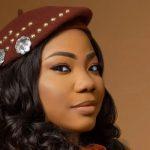 Mercy Chinwo on beret