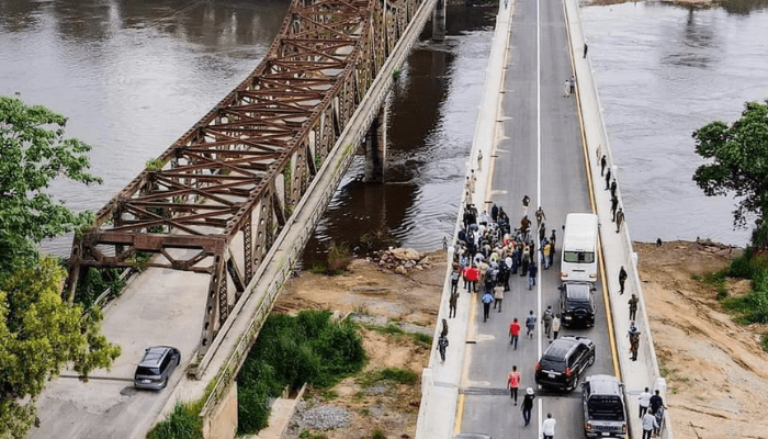 Nigeria-Cameroon border bridge
