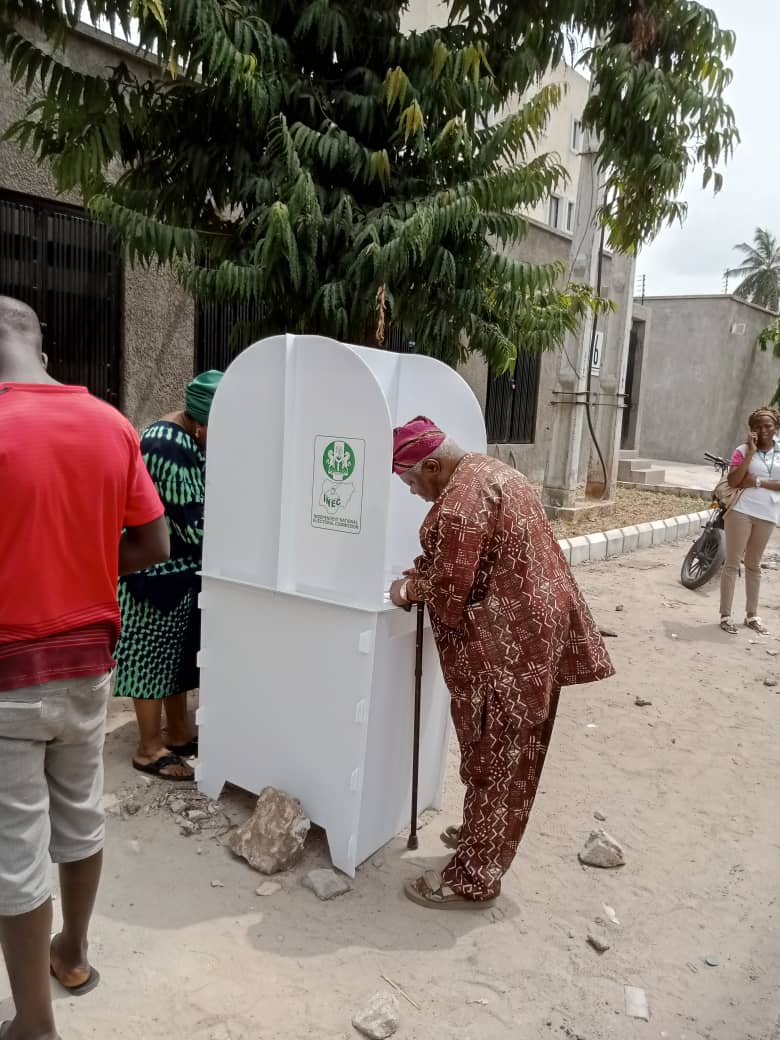 Bode George votes in 2023 presidential election