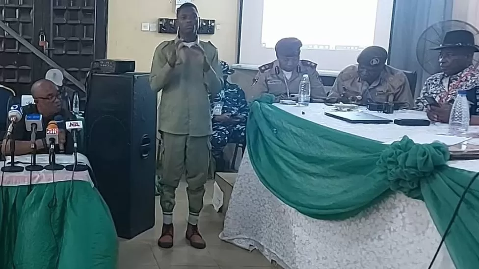 Dr Dickson Ariaga (seated far left) announced the Oyigbo results