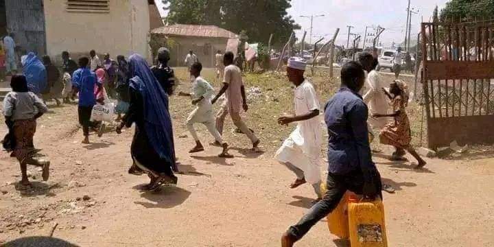 Looting of government warehouse in Adamawa