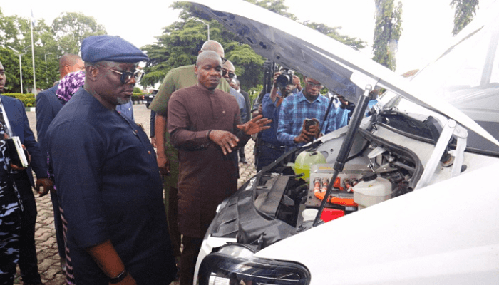 Jet Systems Automobile