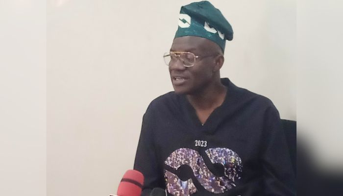 Tony Okocha addressing journalists in Port Harcourt, Monday