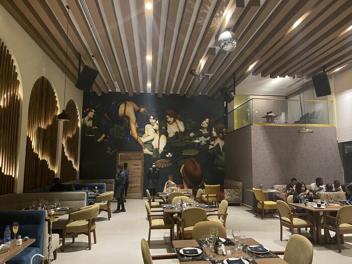 OX Restaurant & Lounge