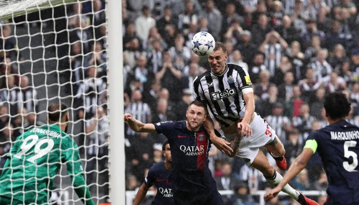 Newcastle stuns PSG 4-1 to top Champions League Group F