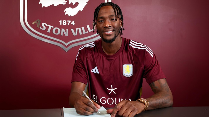 Aston Villa complete £18.25m signing of Tammy Abraham
