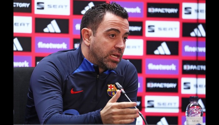 Xavi announces shock Barcelona exit