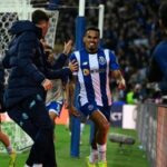 Porto dent Arsenal's Champions League hopes