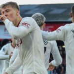 Hojlund nets double as Man United survive Luton scare