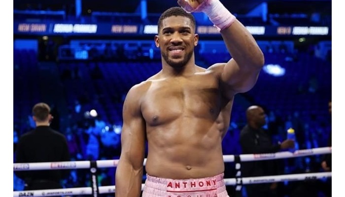 Joshua names greatest boxing heavyweights ever