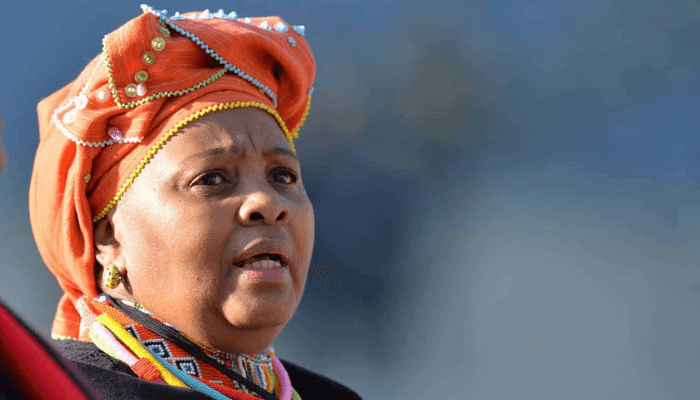 Nosiviwe Mapisa-Nqakula