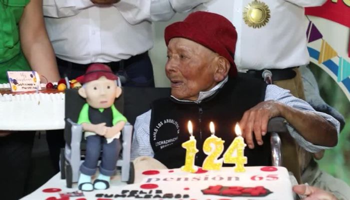 Peru claims to have the world's oldest person born in 1900