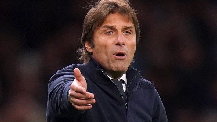 Conte close to becoming Osimhen's new coach at Napoli