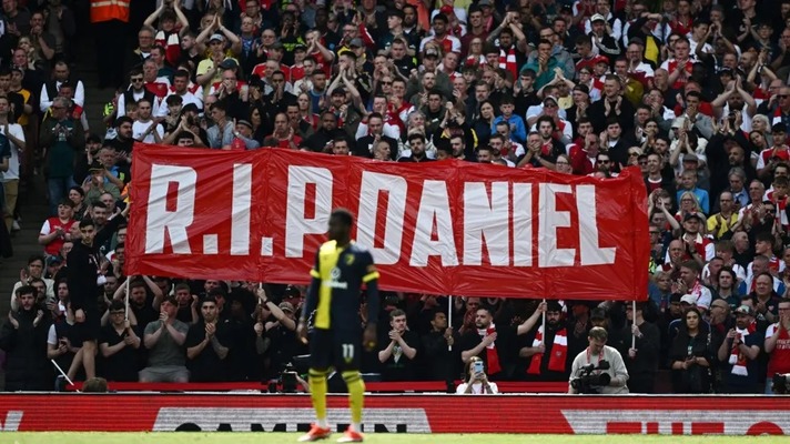 Arsenal fans pay tribute to 14-year-old British-Nigeria fan Daniel Anjorin