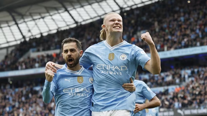 Haaland nets four as Man City thrash Wolves to mount pressure on Arsenal