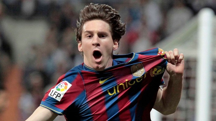 Messi's Barcelona contract Napkin sold for £762,400