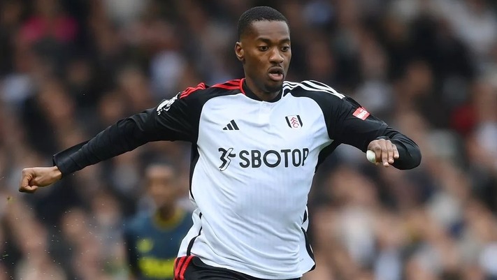 Chelsea target Fulham defender of Nigeria descent Adarabioyo