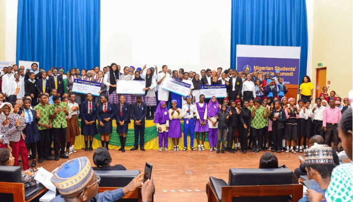 Students climatre summit