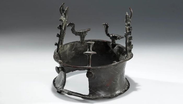 Copper-Age Crown