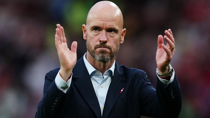 Ten Hag makes bold title vow after extending Man United deal