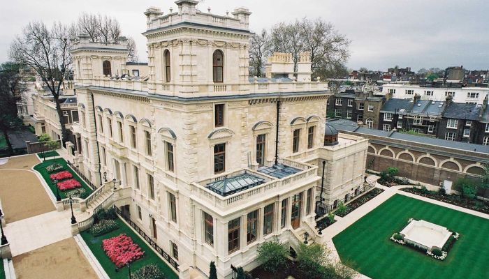18-19 Kensington Gardens, London, United Kingdom — $222 m