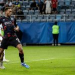 Champions League Qualifier: Dessers' late strike rescues Rangers in Kyiv