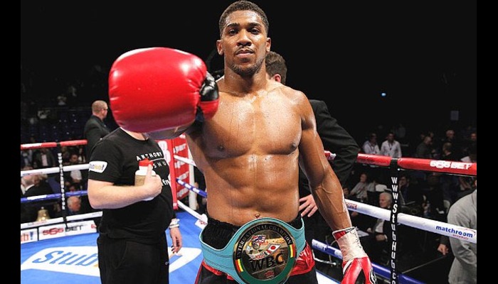 Saunders hails Anthony Joshua's punching power ahead of Dubois bout