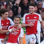 Arsenal scored two stoppage time goals to seal 4-2 win over Leicester