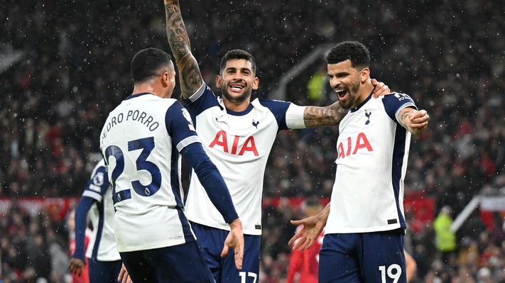 Tottenham sink Man United 3-0 at Old Trafford