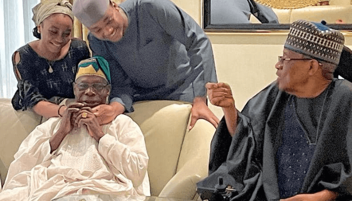 Obasanjo, Igbinedion