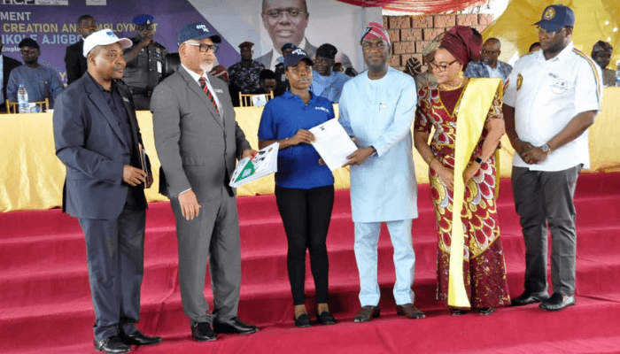 Lagos empowers 2,500 graduates