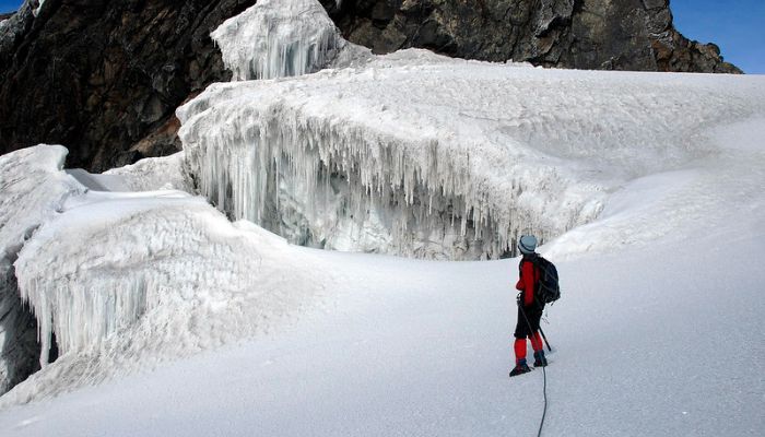 _Uganda snow fall